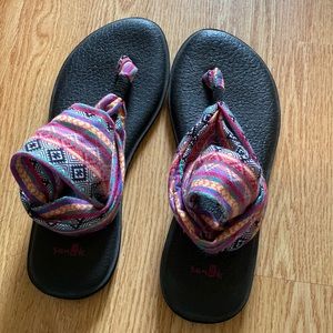 Sanuk Yoga Sling Sandals Aztec design Cushioned Sole Size 8